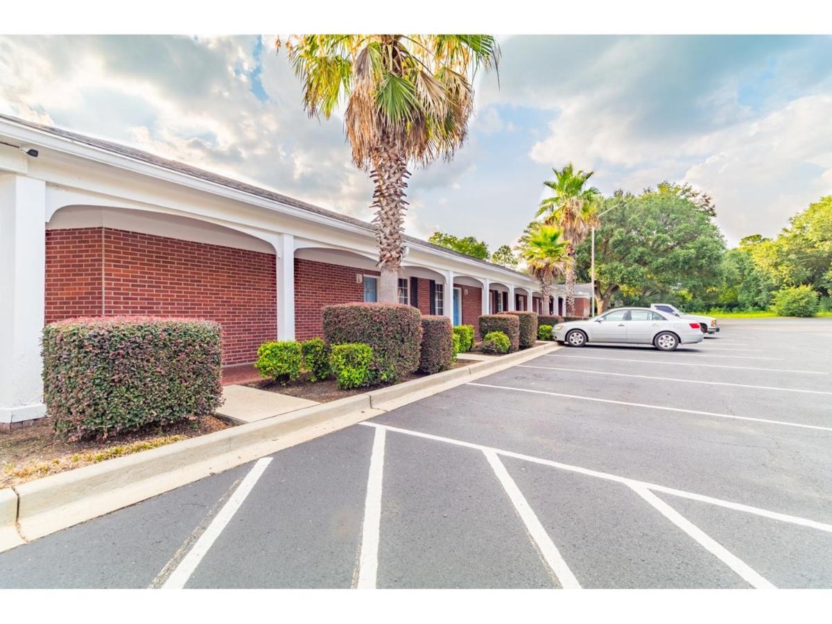 Winton Inn&Suites Barnwell Exterior foto