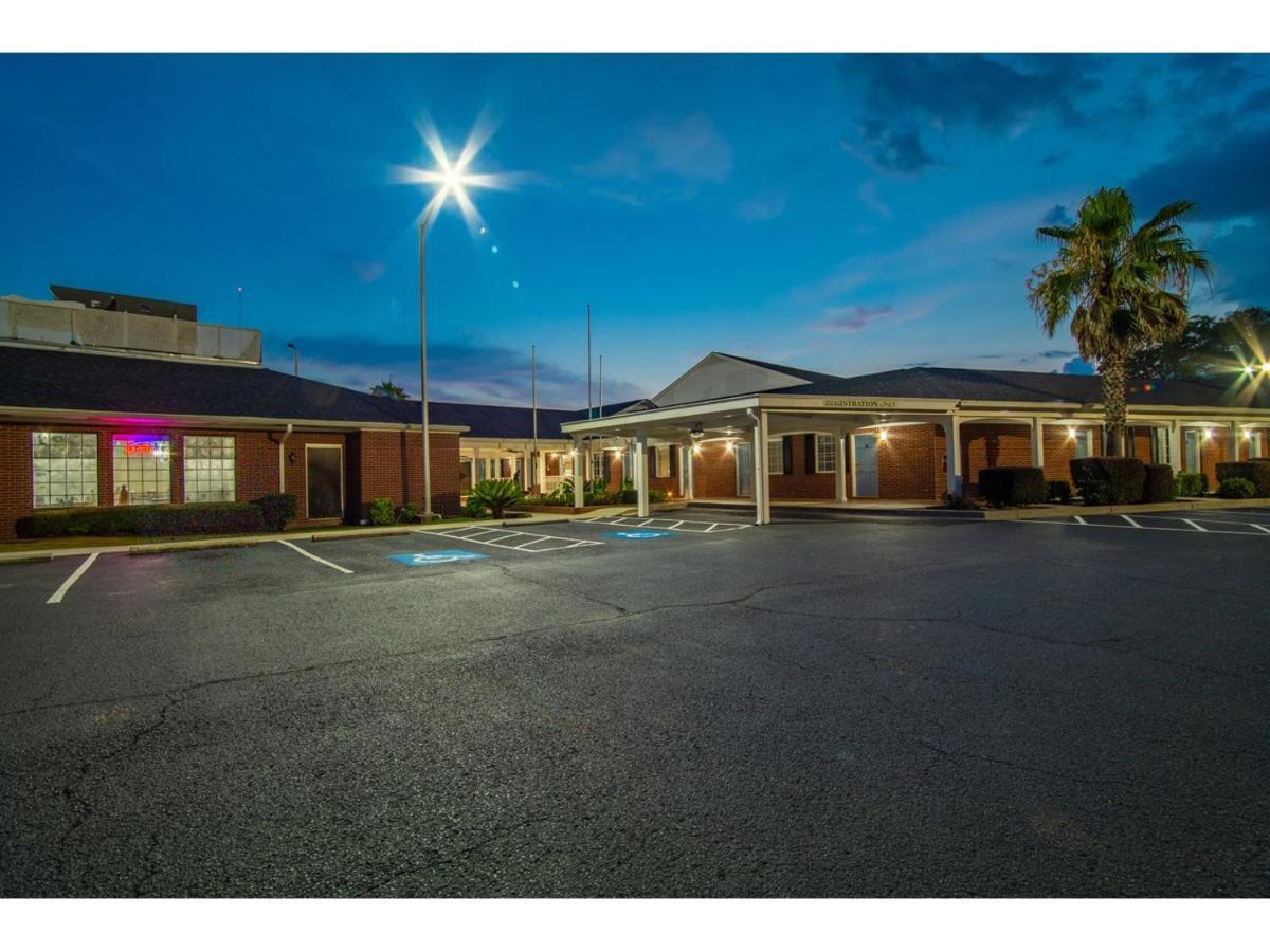 Winton Inn&Suites Barnwell Exterior foto