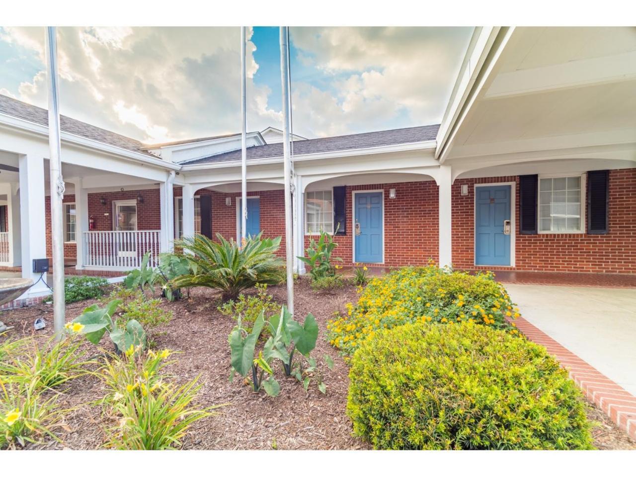 Winton Inn&Suites Barnwell Exterior foto