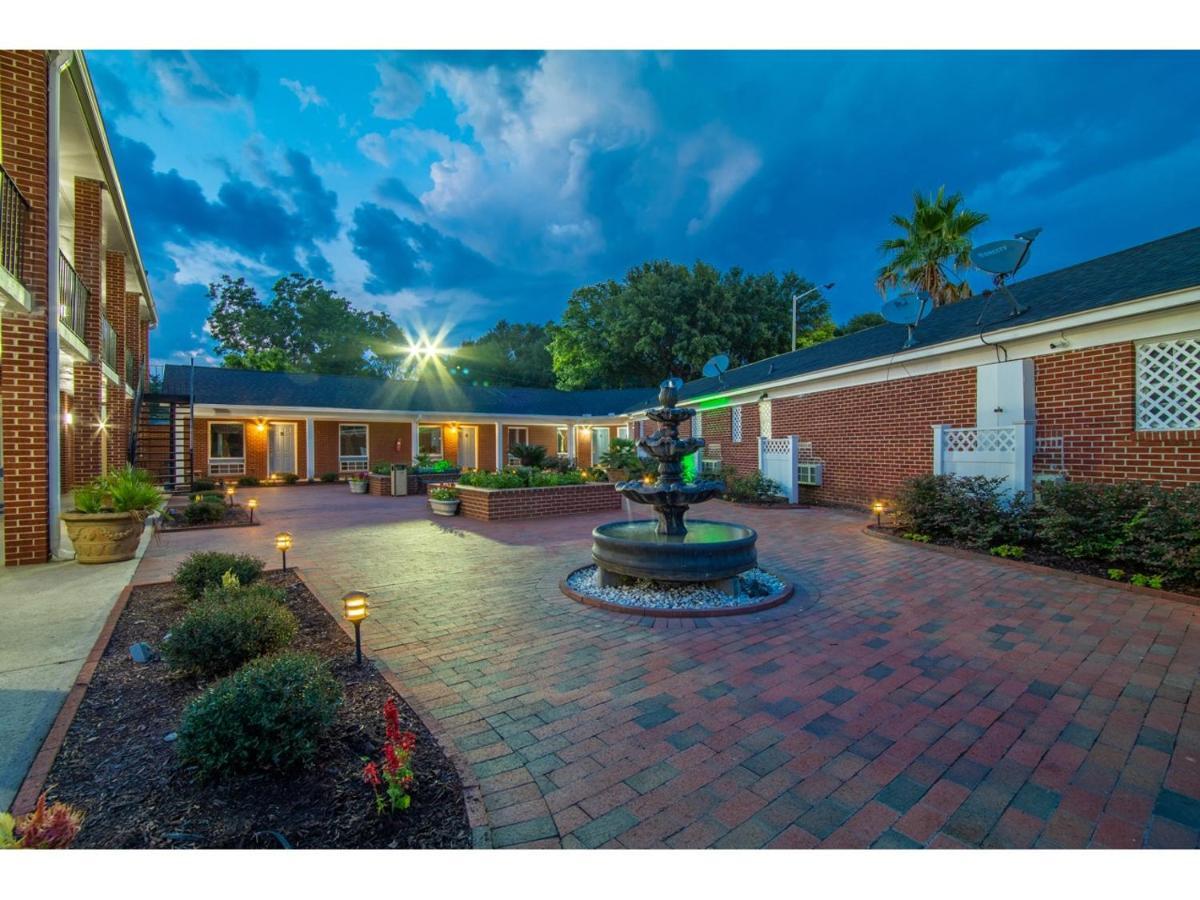 Winton Inn&Suites Barnwell Exterior foto
